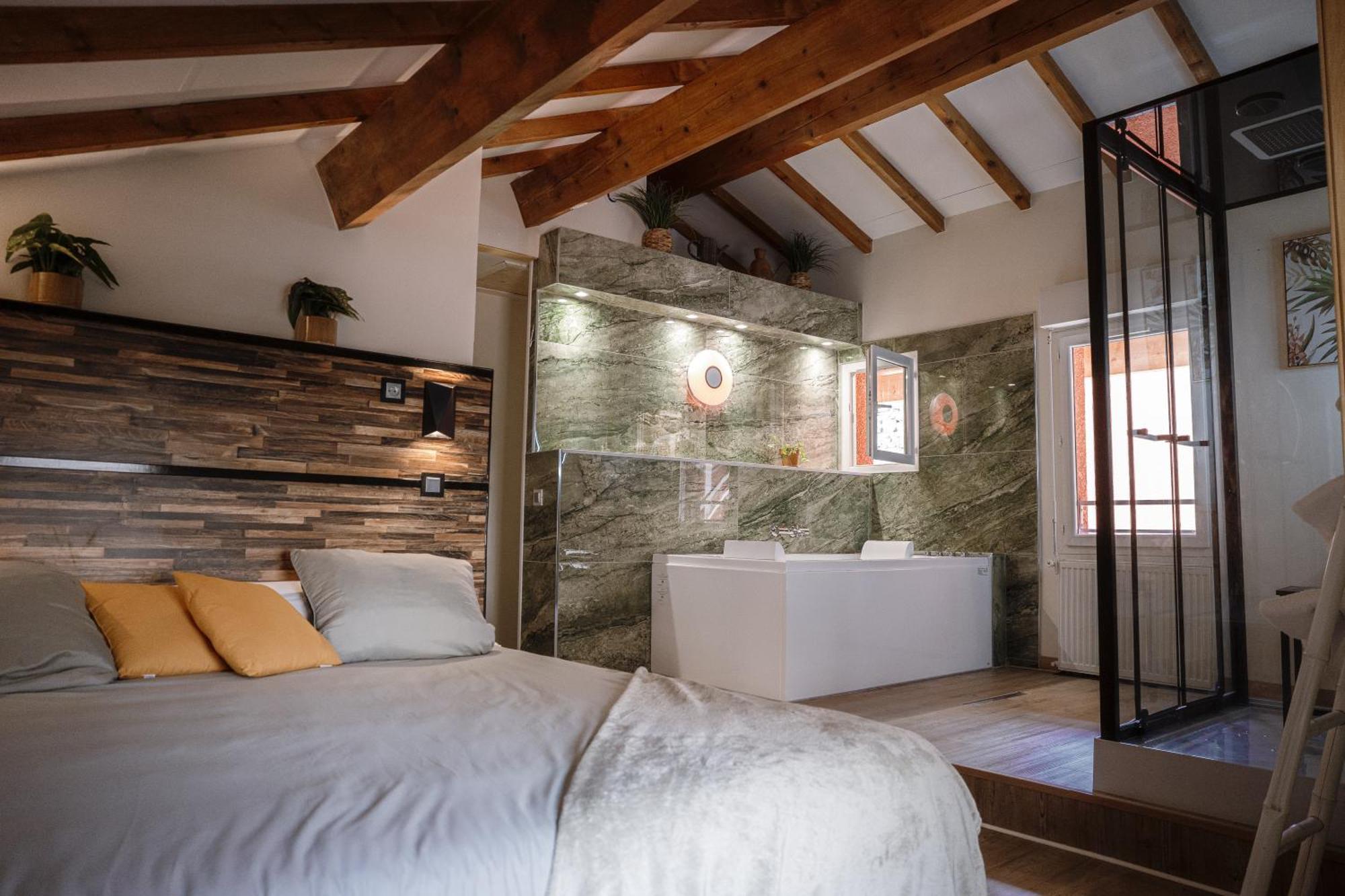 Appart Hotel Le 8 La Suite & Spa - Parking Gratuit - Mâcon Buitenkant foto