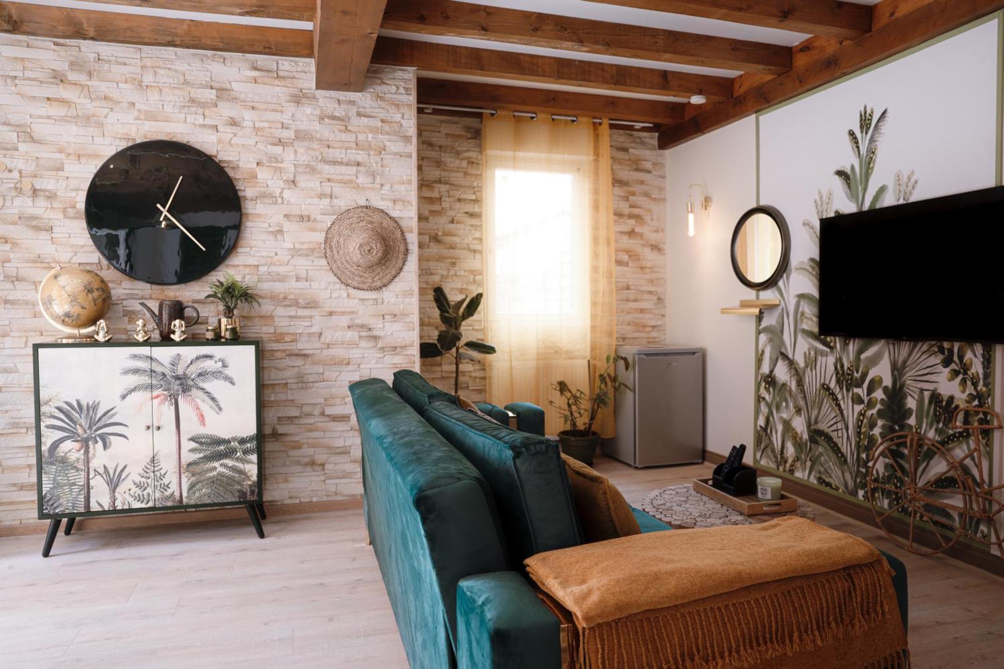 Appart Hotel Le 8 La Suite & Spa - Parking Gratuit - Mâcon Buitenkant foto